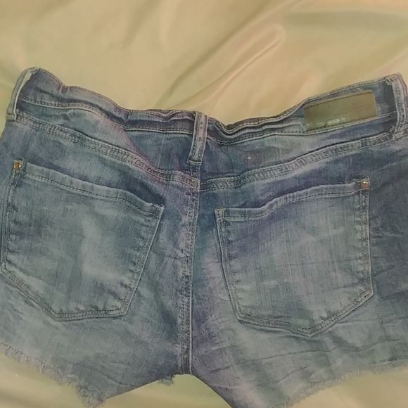 DKNY Jeans shorts - Picture 3 of 3